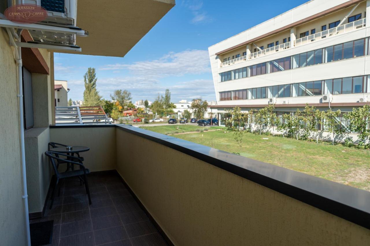 Campus Caffe Mansion Hotel Bodzavásár Kültér fotó